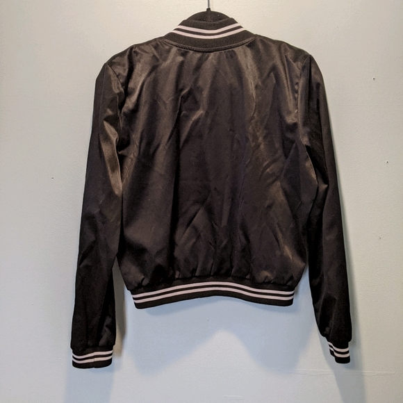 American Eagle Black and White Jacket - Picture 2 of 3